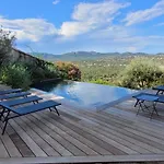 Дом отдыха Acciagina 10 Pers Piscine Vue Pinarello Climatisee