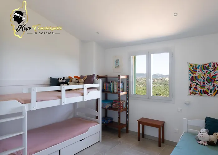 Acciagina 10 Pers Piscine Vue Pinarello Climatisee Semesterbostad Pinarellu